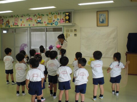 「みんな上に投げるよ、準備はいい？」