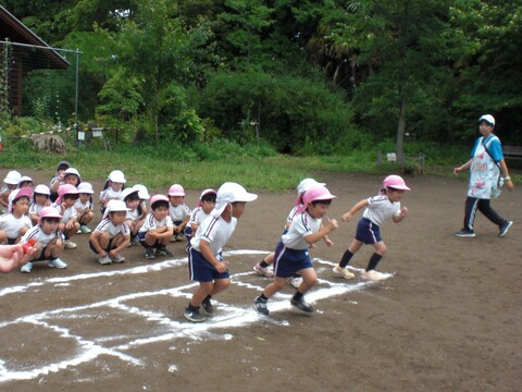 徒競走「位置について用意」ピ〜！