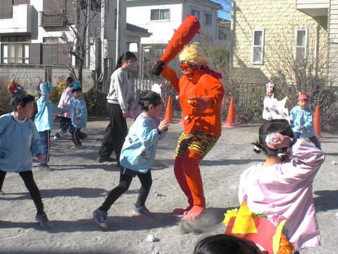 鬼登場！「まけないぞ！」